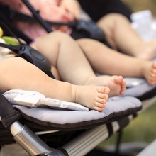 Как неработающие родители могут оформить пособие по уходу за ребенком до 1,5 лет