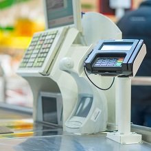 Должна ли российская организация применять ККТ, если оплату за товар она принимает за рубежом