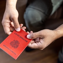 Минцифры предупредило сотрудников ИТ-компаний о начале приема заявок на отсрочку от армии в 2026 году