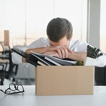 Трудовые споры: можно ли уволить работника, находящегося в командировке