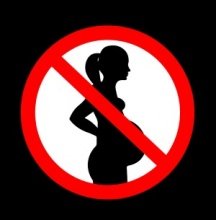 Судебный вердикт: трудоустройство беременной грозит работодателю неприятностями с ФСС