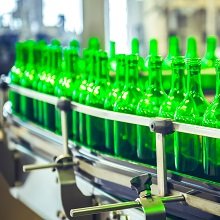 Производителям напитков запретят применять ПЭТ-бутылки нестандартных цветов