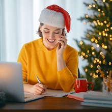 Повышенный лимит материальной помощи без НДФЛ, единое пособие при росте доходов и новый вид отпуска: самые хорошие новости недели