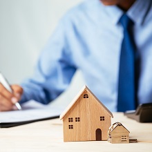 Как в бухгалтерском учете арендатора учесть изменения договора аренды в 2026 году