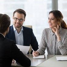 Вправе ли работодатель требовать  от совместителя представления сведений обо всех местах работы