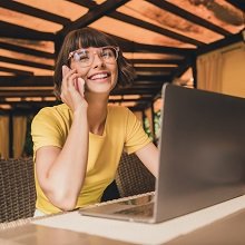 Отказ от резкого снижения лимита по доходам для НДС на УСН и дополнительный отпуск при рождении ребенка: самые хорошие новости недели 