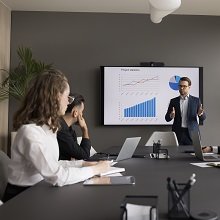 Власти ввели запрет на госзакупки аудиторских и бухгалтерских услуг у российских компаний с иностранной долей