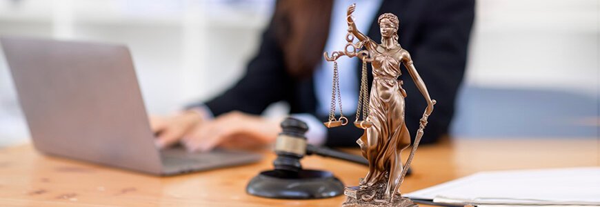 Уменьшение налогов за прошлое время, повышающие коэффициенты и налогообложение недостроя: обзор споров по имущественным налогам за I полугодие 2026 года