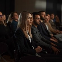 Как организациям и ИП платить НДС в 2026 году при расчетах по длящимся договорам