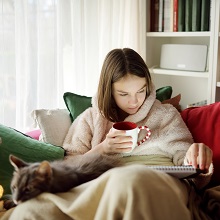 Что читали на БУХ.1С в январе 2026 года: автоматические начисления на ЕНС, изменения в ЭДО и конфликт с коллегами как причина увольнения