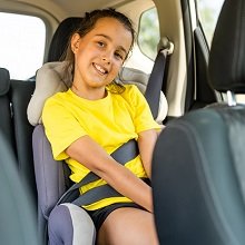 Таксистам могут запретить завышать тарифы для пассажиров с детьми 