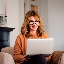 Внеплановая отсрочка по НДПИ, сохранение льгот по НДФЛ при продаже жилья и перенос повышения утилизационного сбора: самые хорошие новости недели 