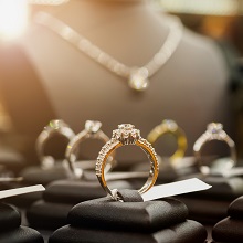 Производителям и продавцам ювелирных изделий установят новые штрафы за нарушения