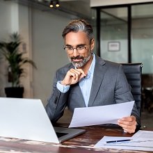 Крупнейшим налогоплательщикам уточнили правила заполнения декларации по налогу на имущество за 2025 год 