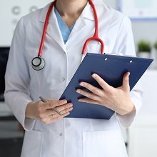 Когда расходы работодателя на обязательные медосмотры не облагаются страховыми взносами