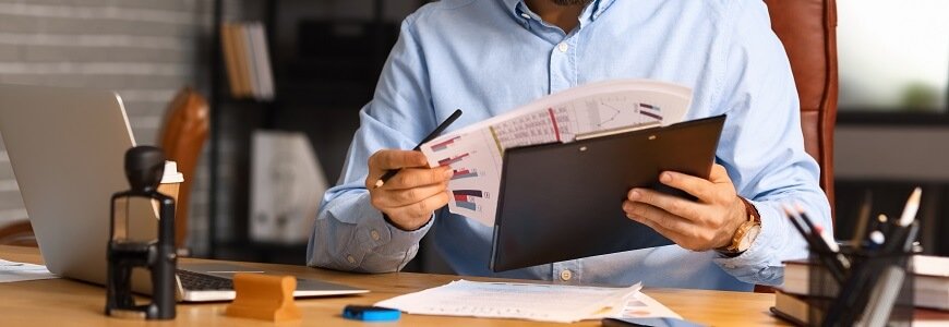 Как платить страховые взносы за директоров организаций с 2026 года в различных ситуациях