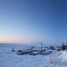 Может ли работодатель направить вахтовика в служебную командировку