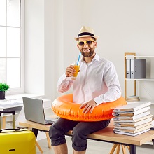 Депутаты предложили исключить выходные из расчета дней отпуска 