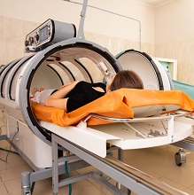 Должен ли санаторий платить туристический налог, если путевки льготникам приобретены сторонними лицами