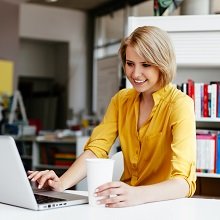 Самое новое в «1С:Бухгалтерии 8»: сравнение режимов налогообложения в 2026 году с учетом снижения предельного размера доходов до 20 млн рублей