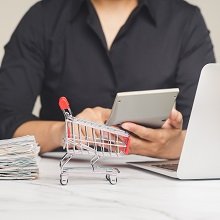 Работа с маркетплейсами в «1С:БизнесСтарт»: загрузка отчетов, отражение услуг и получение оплаты